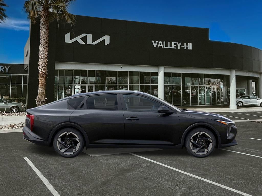 New 2025 Kia K4 EX image 8