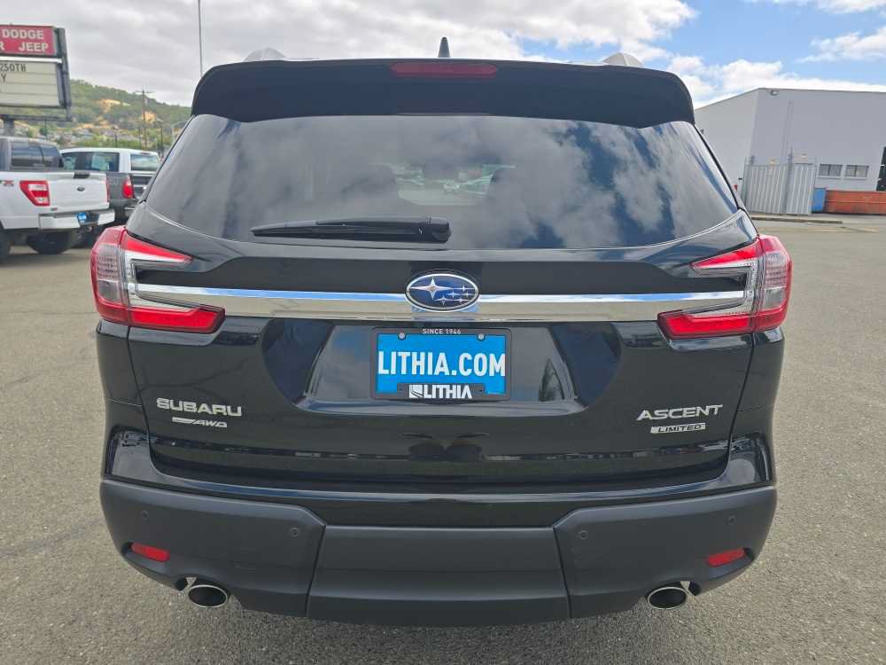 Used 2023 Subaru Ascent Limited AWD/4WD image 4