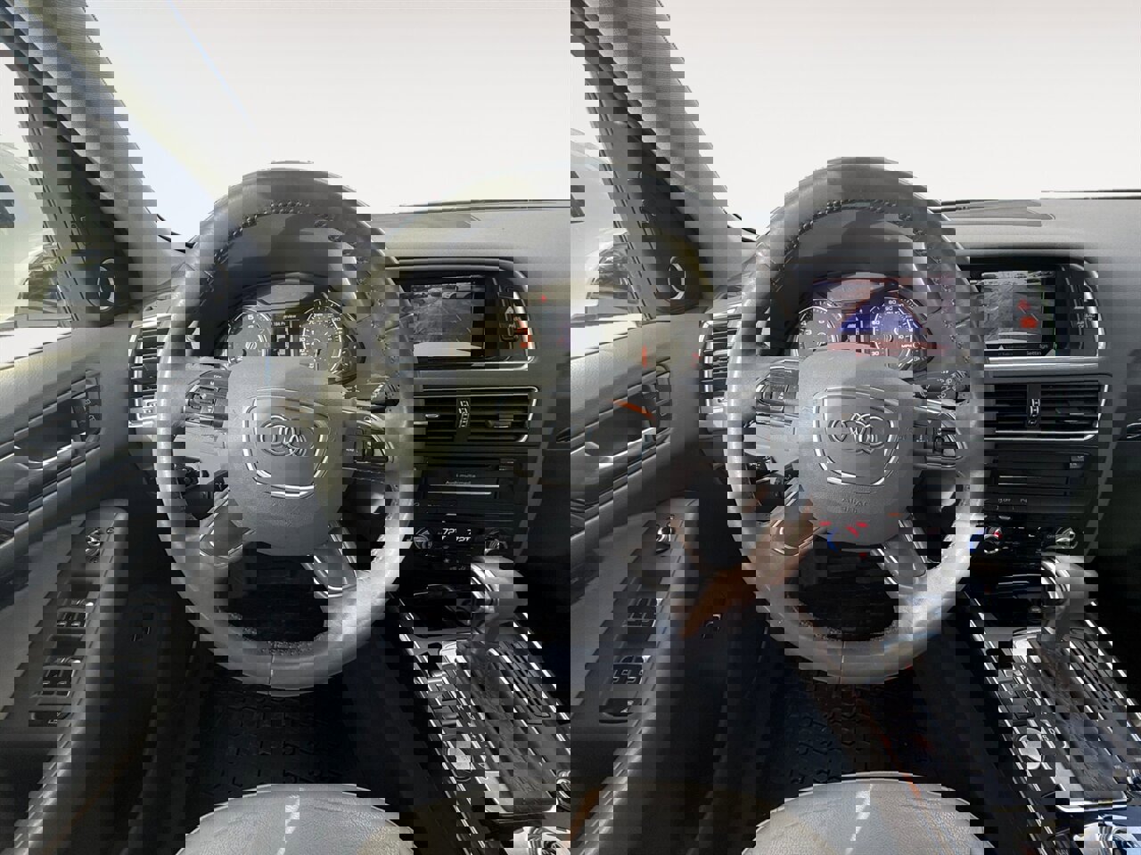 Used 2016 Audi Q5 2.0T Premium Plus w/ Technology Package AWD/4WD image 13