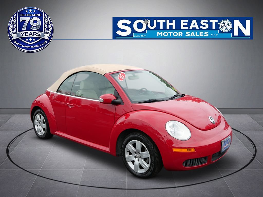 Used 2007 Volkswagen Beetle Convertible w/ Package 1 FWD image 2