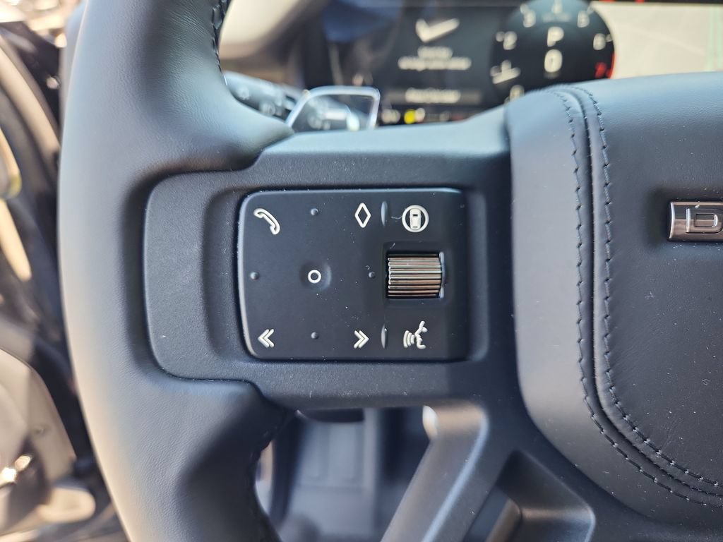 New 2026 Land Rover Defender 110 OCTA AWD/4WD image 17