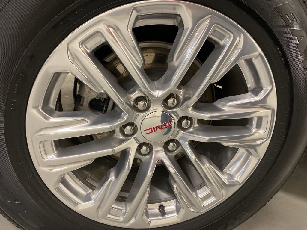 Used 2024 GMC Yukon XL SLT image 25