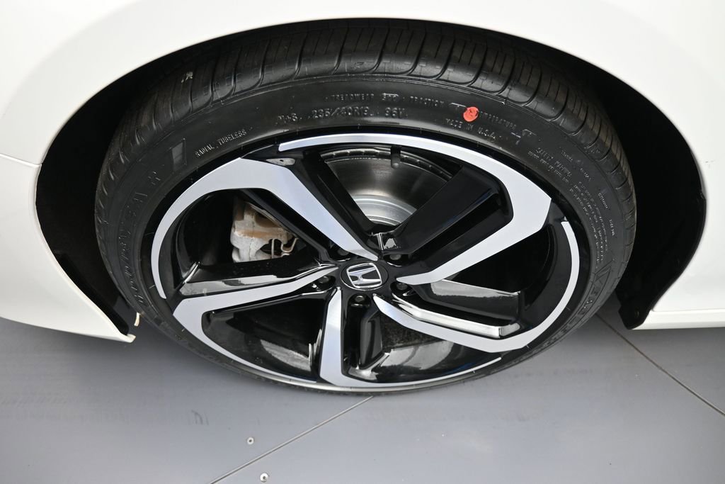 Used 2022 Honda Accord Sport image 14