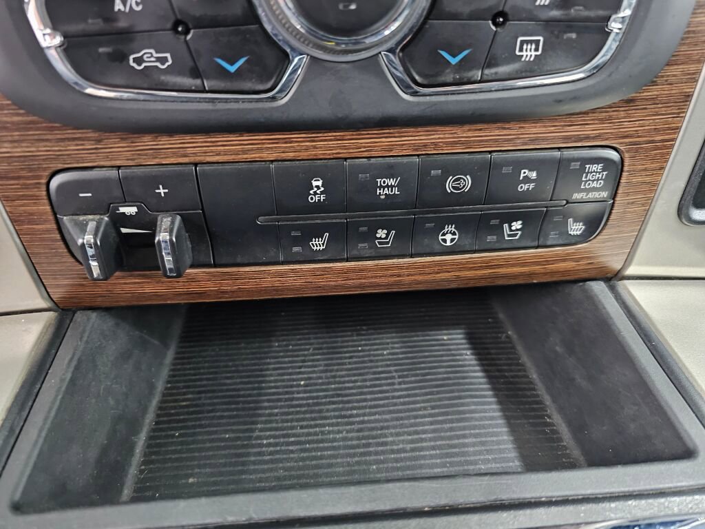 Used 2013 RAM 2500 Laramie w/ Cold Weather Group image 23