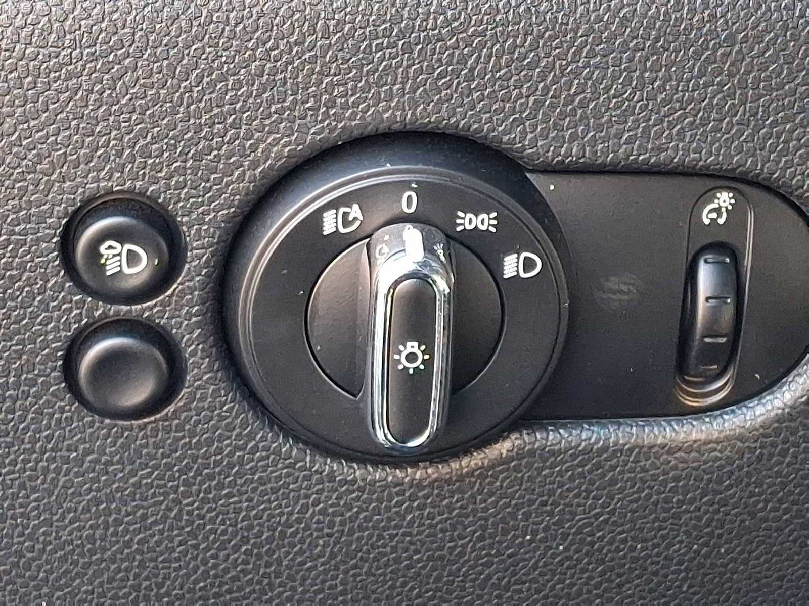 Certified 2023 MINI Cooper S image 26