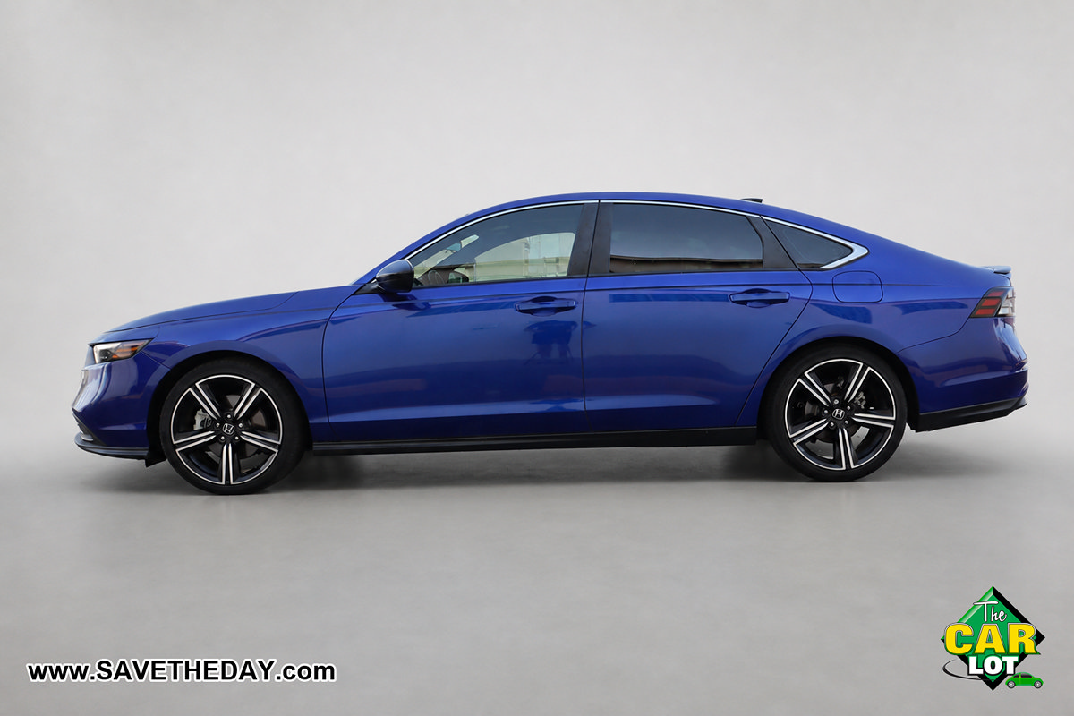 Used 2023 Honda Accord Sport image 5