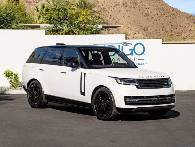 Used 2023 Land Rover Range Rover SE AWD/4WD image 4