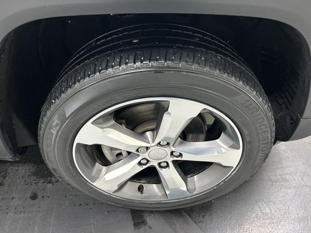 Certified 2021 Jeep Grand Cherokee L Limited image 8