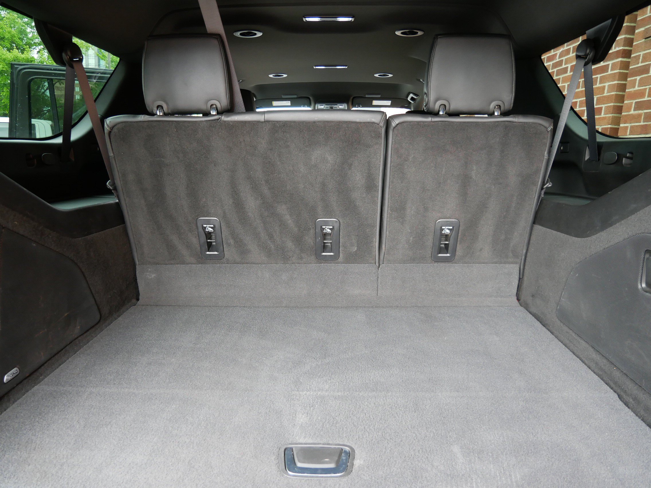 Certified 2024 Cadillac Escalade ESV Luxury AWD/4WD image 12