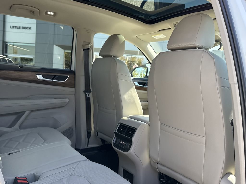 New 2026 Volkswagen Atlas SE FWD image 21