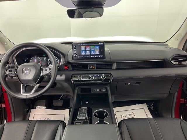 Used 2025 Honda Pilot Touring image 36