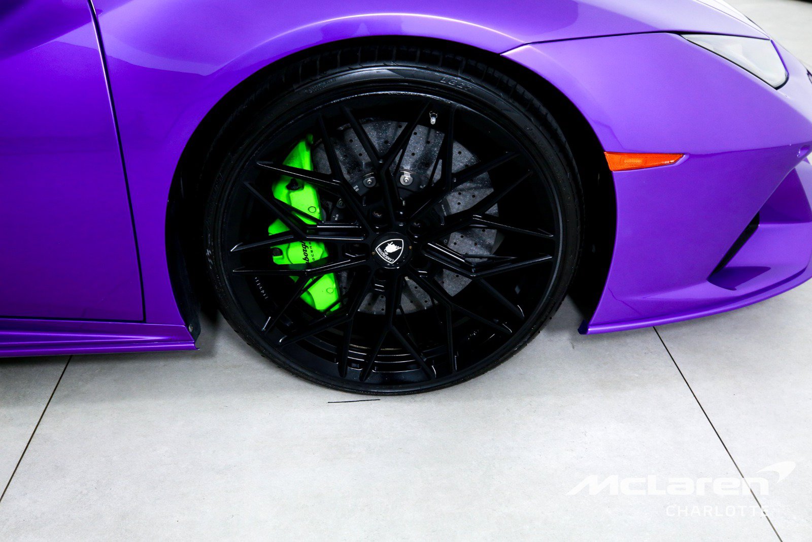 Used 2020 Lamborghini Huracan EVO AWD/4WD image 25