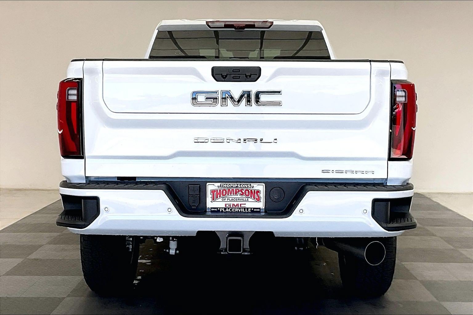 New 2026 GMC Sierra 3500 Denali Ultimate AWD/4WD image 3