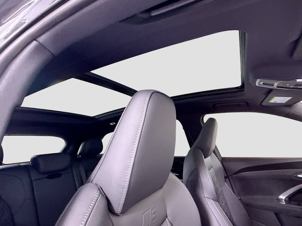 New 2026 Audi SQ5 Premium Plus AWD/4WD image 18
