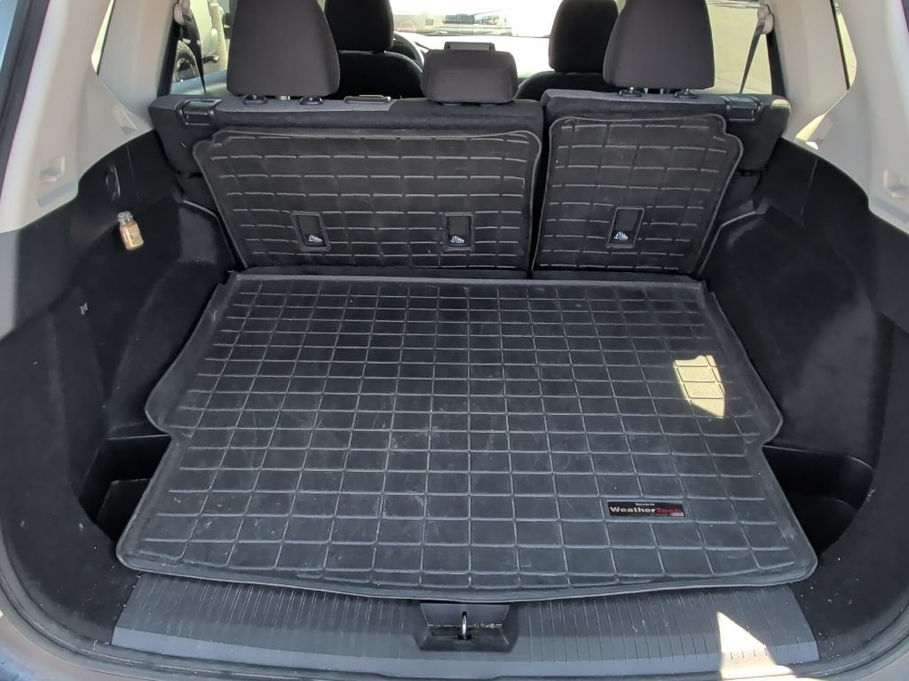 Used 2022 Nissan Rogue SV AWD/4WD image 9