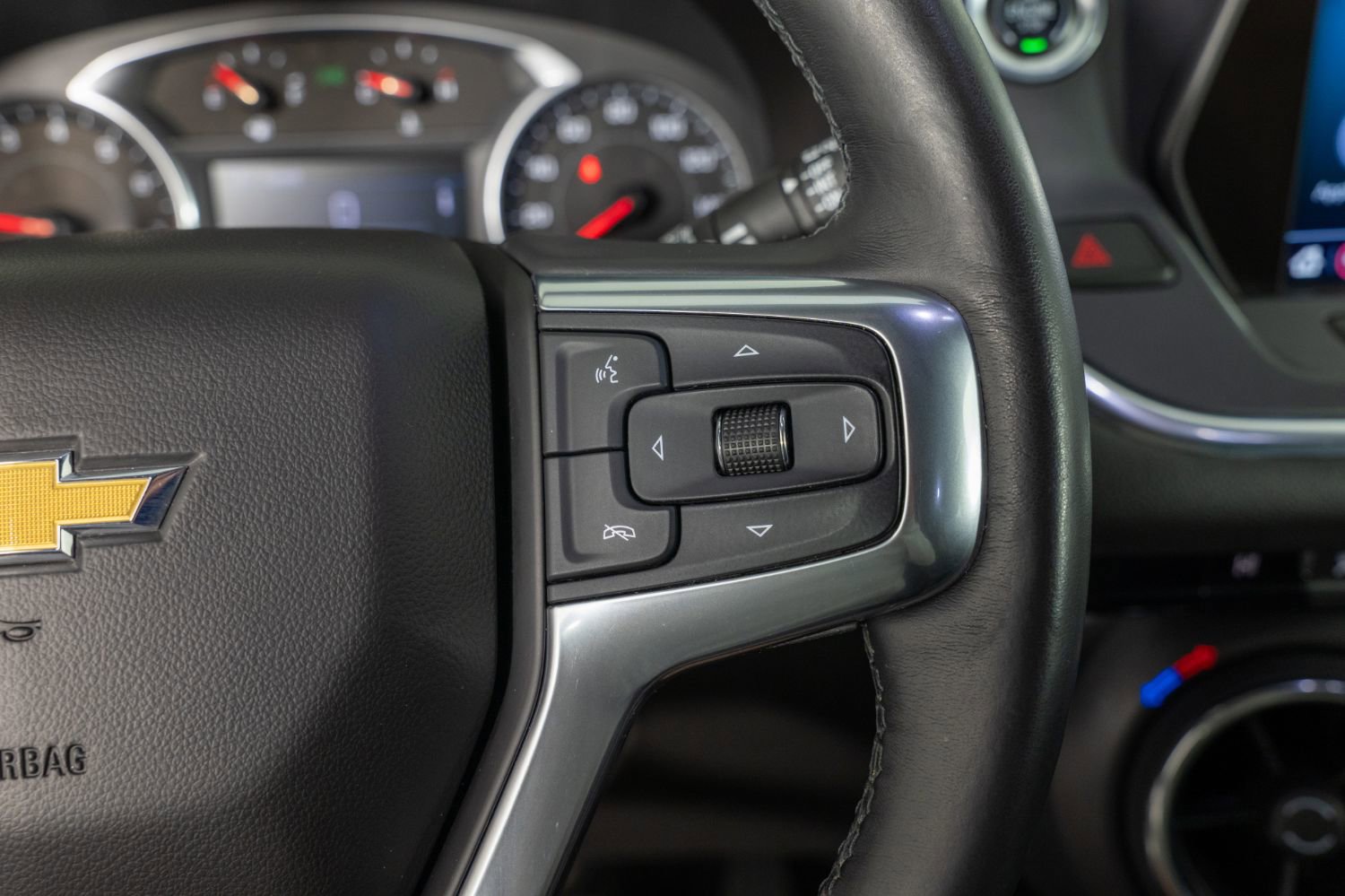 Used 2019 Chevrolet Blazer LT image 31