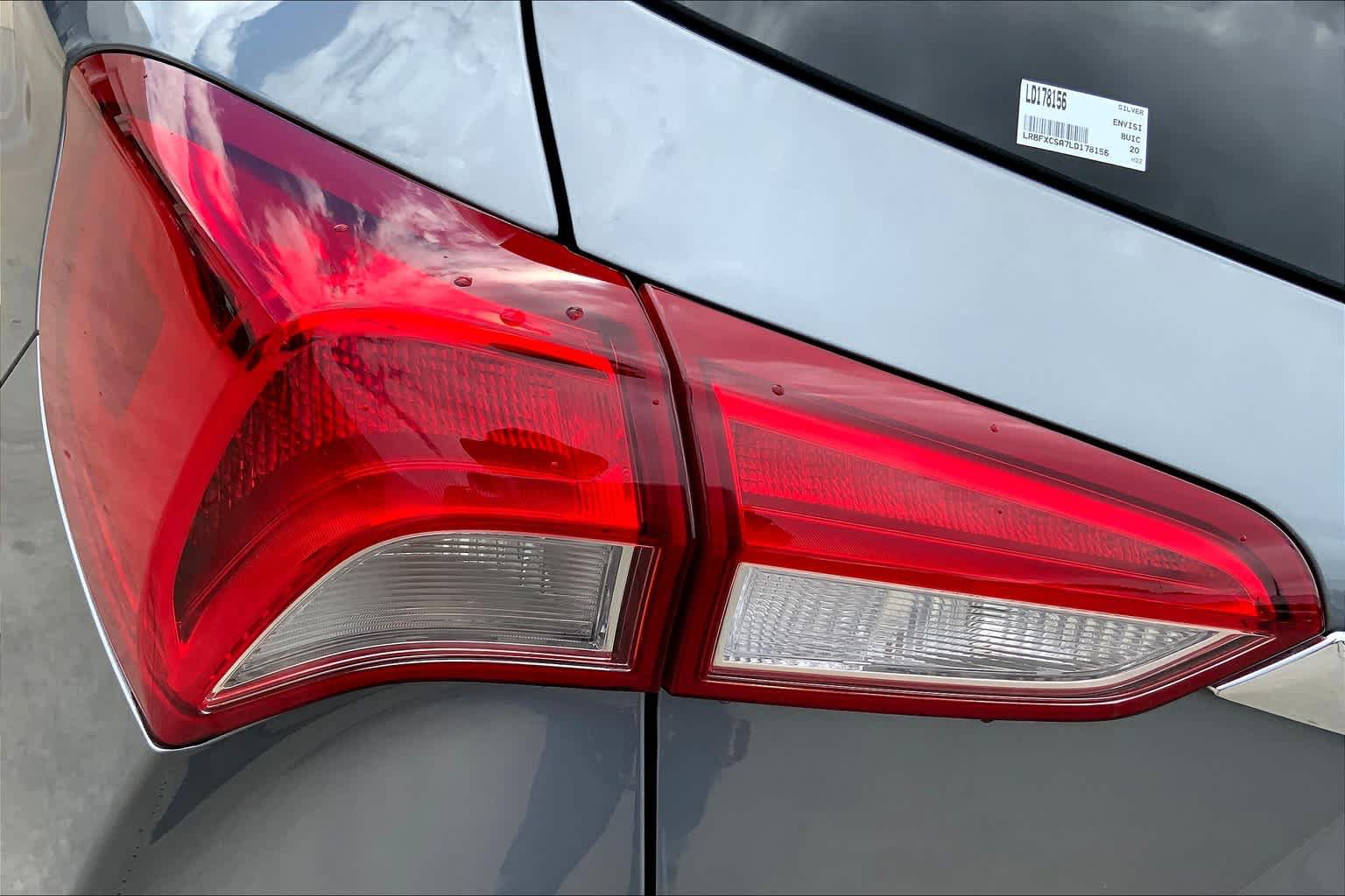 Used 2020 Buick Envision Essence w/ Experience Buick Package FWD image 29