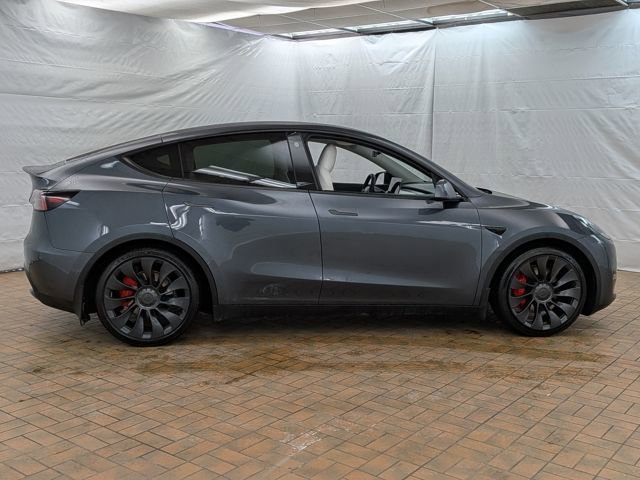 Used 2022 Tesla Model Y Performance image 8