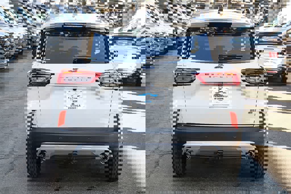 New 2025 Ford Escape SE w/ Class II Trailer Tow Package image 7