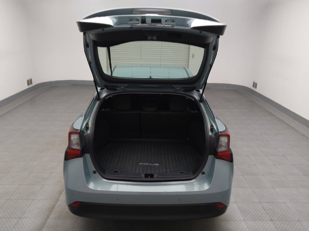 Used 2019 Toyota Prius LE AWD/4WD image 29