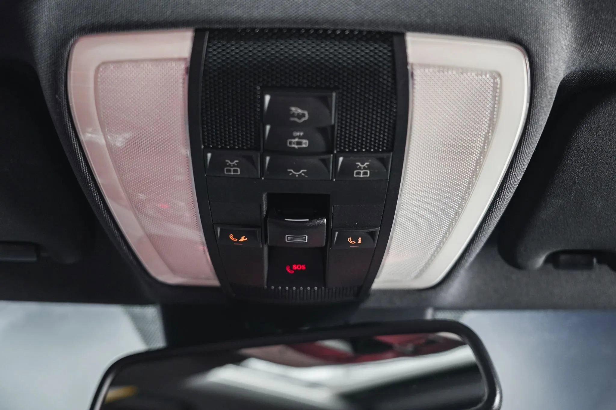 Used 2013 Mercedes-Benz C 63 AMG Sedan image 46