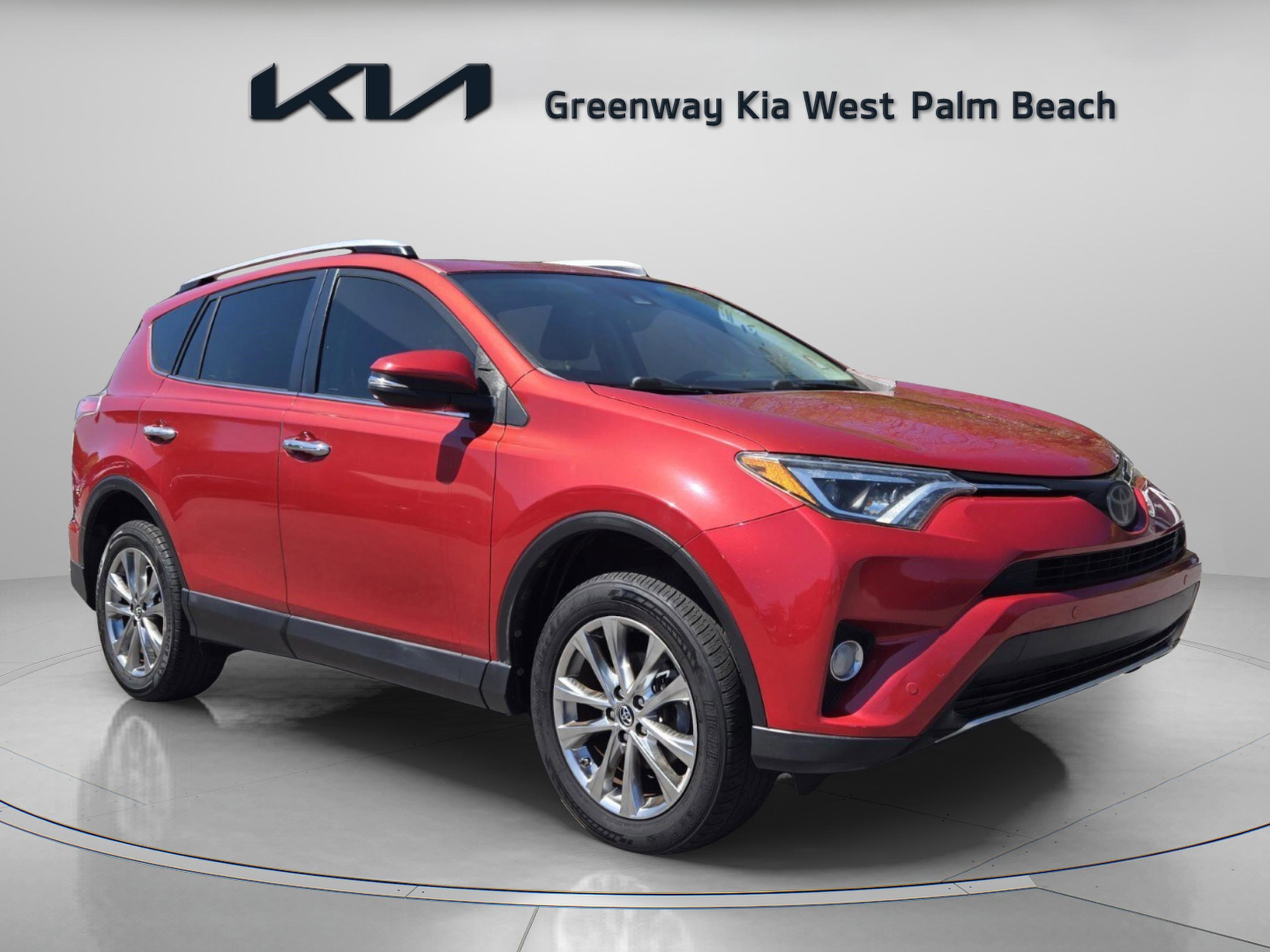 Used 2016 Toyota RAV4 Limited image 1