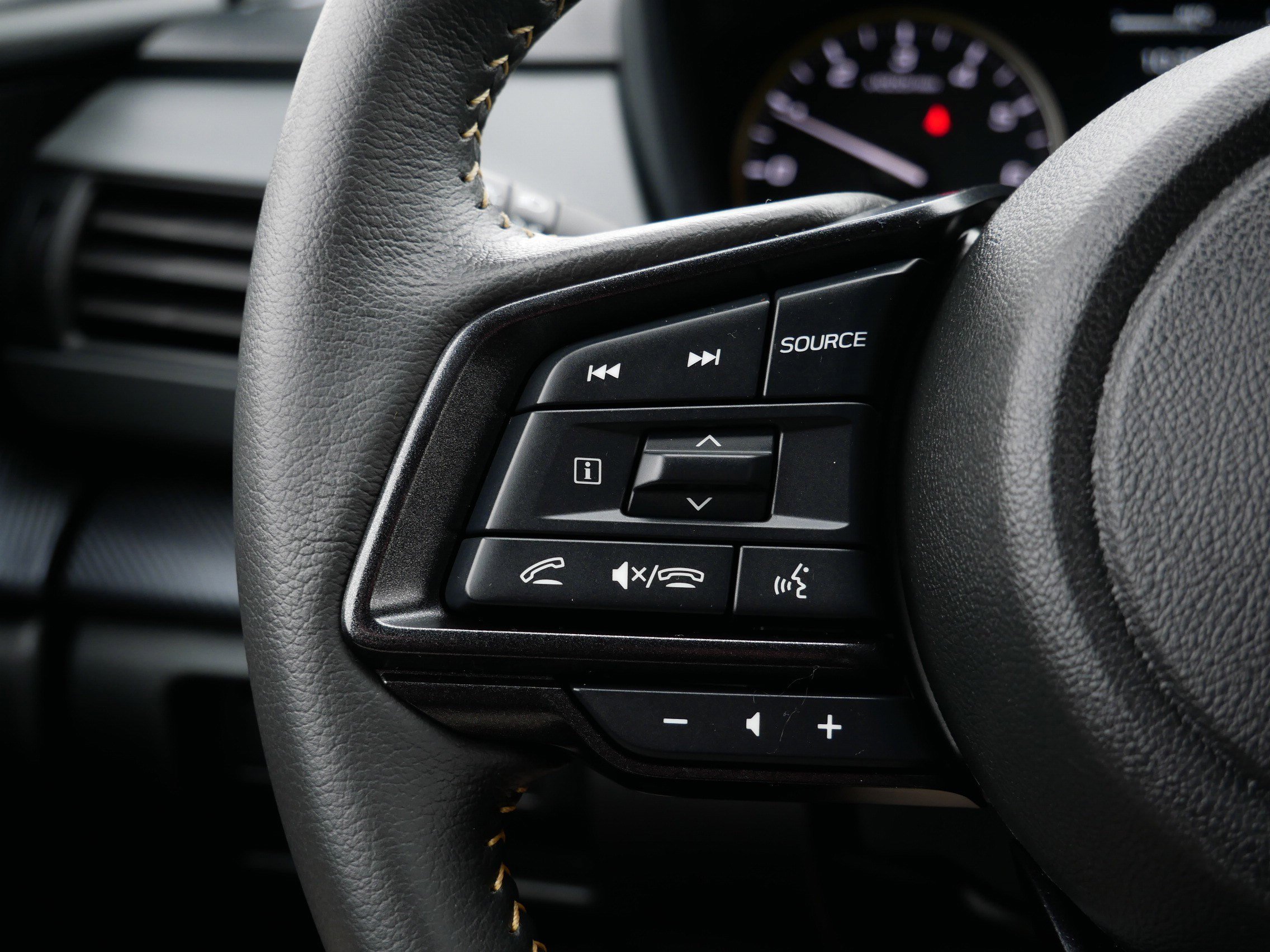 Used 2025 Subaru Crosstrek 2.5i Sport w/ Crosstrek Mirror Package image 28