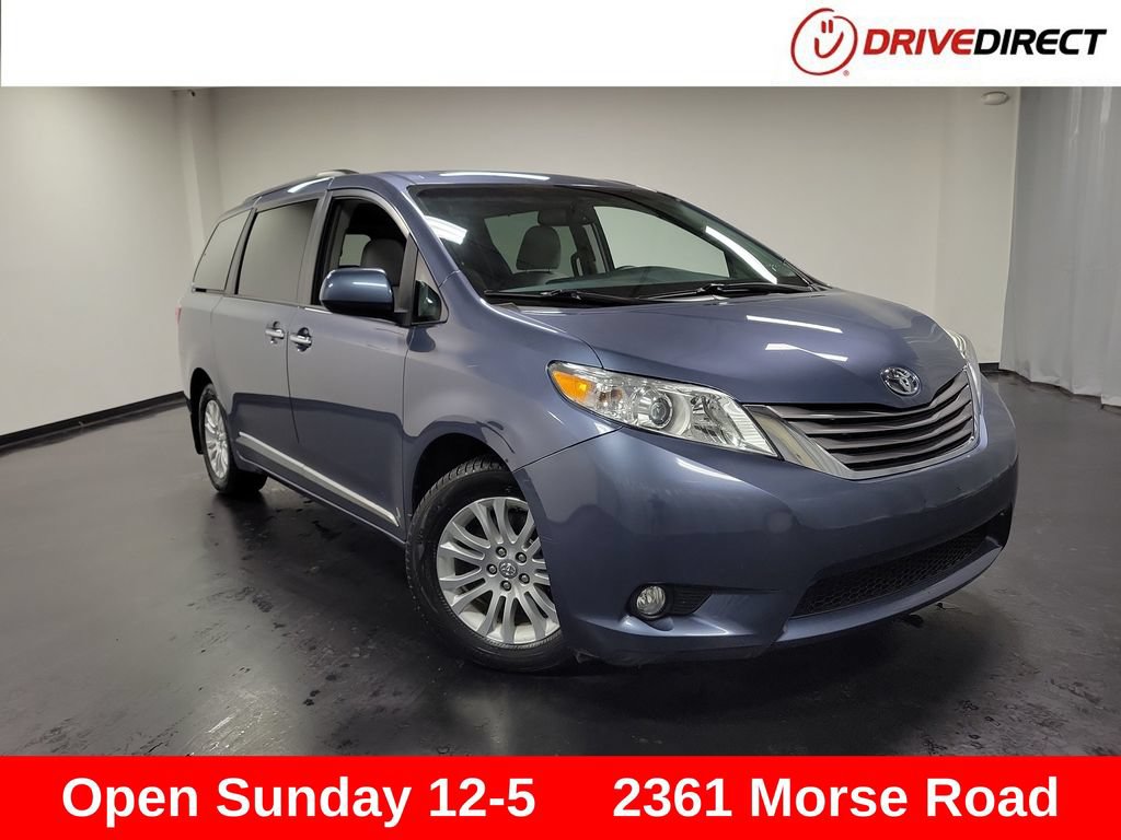 Used 2017 Toyota Sienna XLE Premium