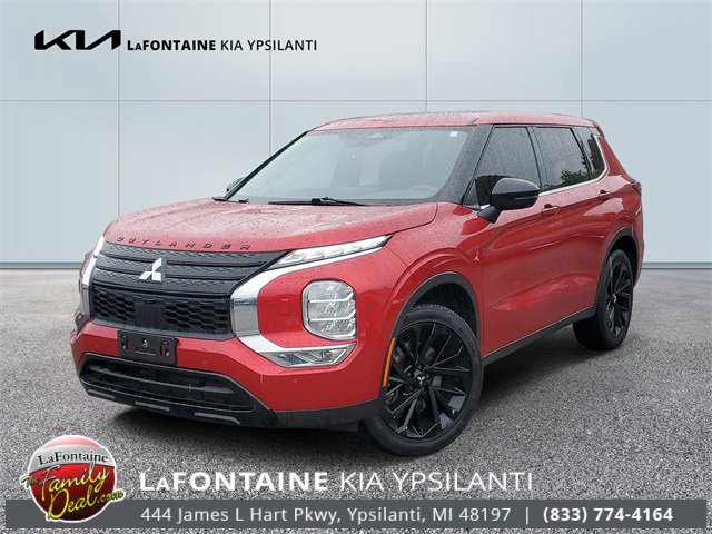 Used 2024 Mitsubishi Outlander SE Black Edition