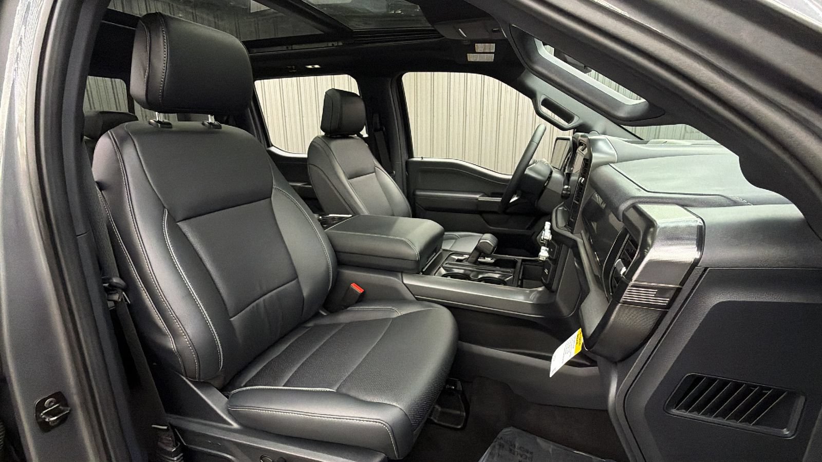 Used 2026 Ford F150 Lariat AWD/4WD image 36