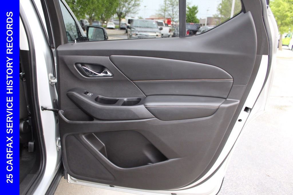 Used 2018 Chevrolet Traverse LS AWD/4WD image 25