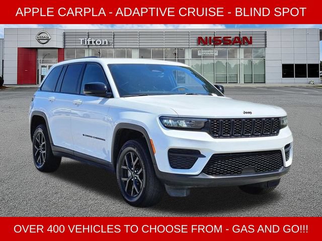 Used 2025 Jeep Grand Cherokee Altitude AWD/4WD image 1