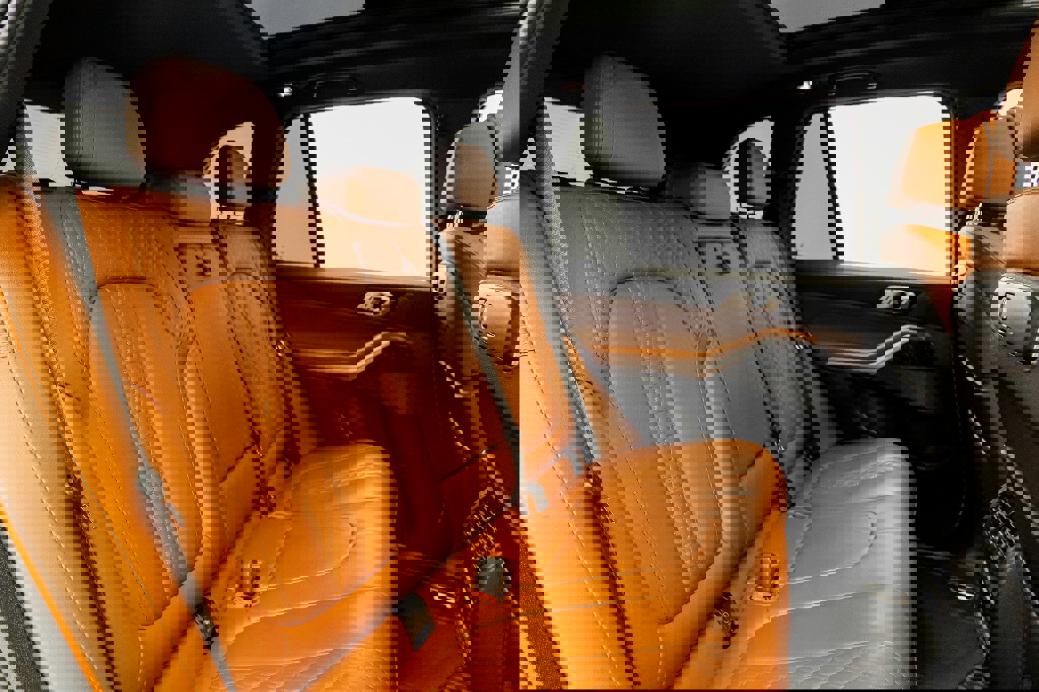 Used 2024 BMW X5 sDrive40i w/ M Sport Package image 32