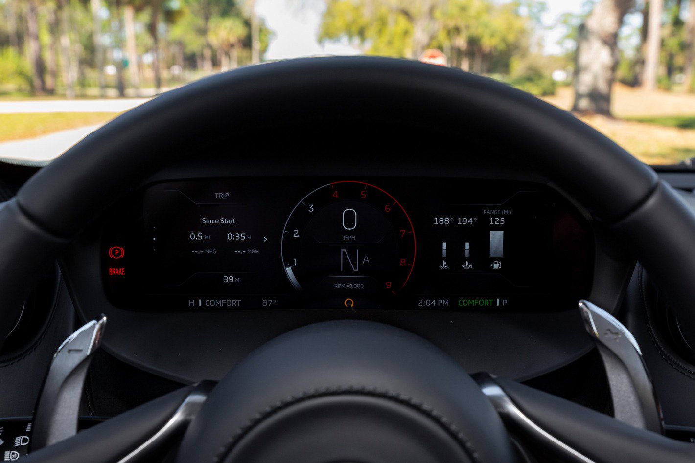 Used 2024 McLaren 750S Spider image 38