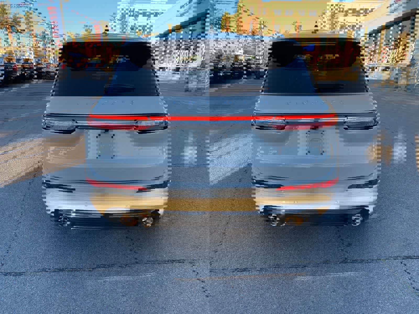 Used 2022 Lincoln Corsair Grand Touring w/ Elements Technology Bundle image 7