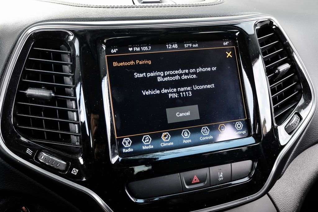 Used 2022 Jeep Cherokee Limited image 39