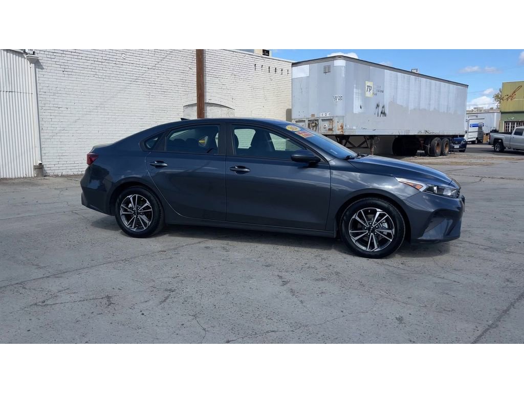 Used 2024 Kia Forte LXS image 4