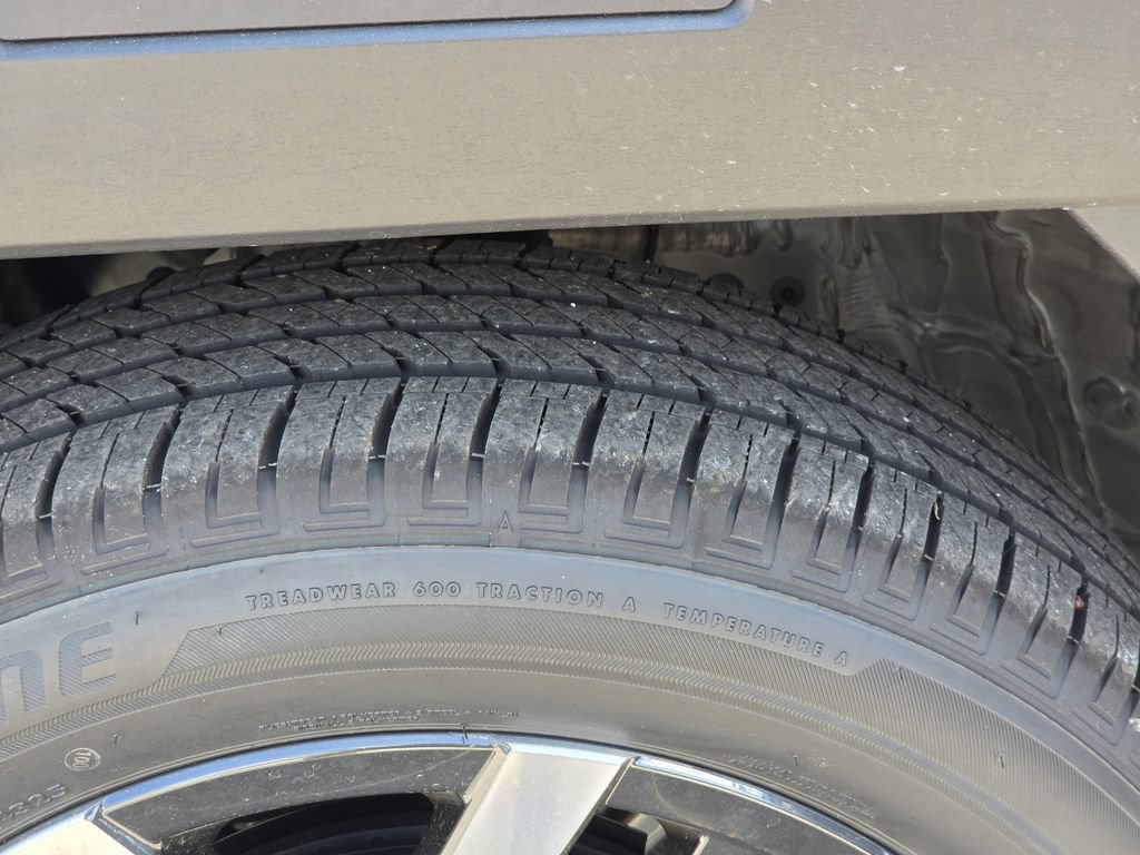 New 2026 Subaru Outback Touring XT AWD/4WD image 32