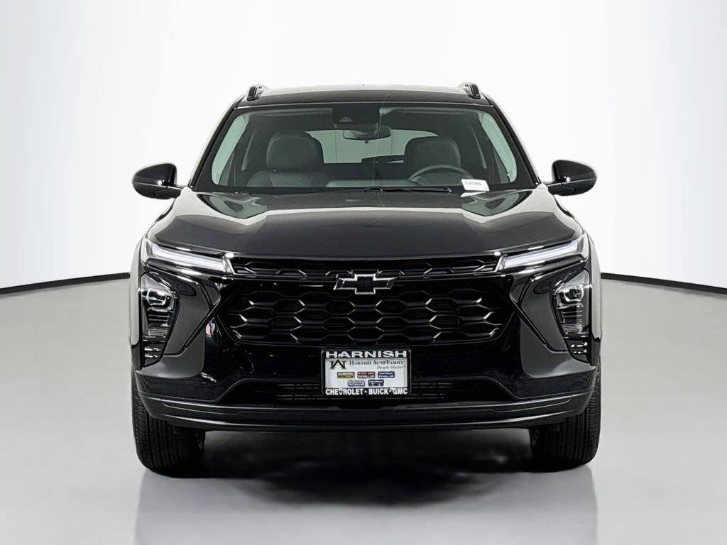 New 2026 Chevrolet Trax LT w/ Driver Confidence Package FWD image 2