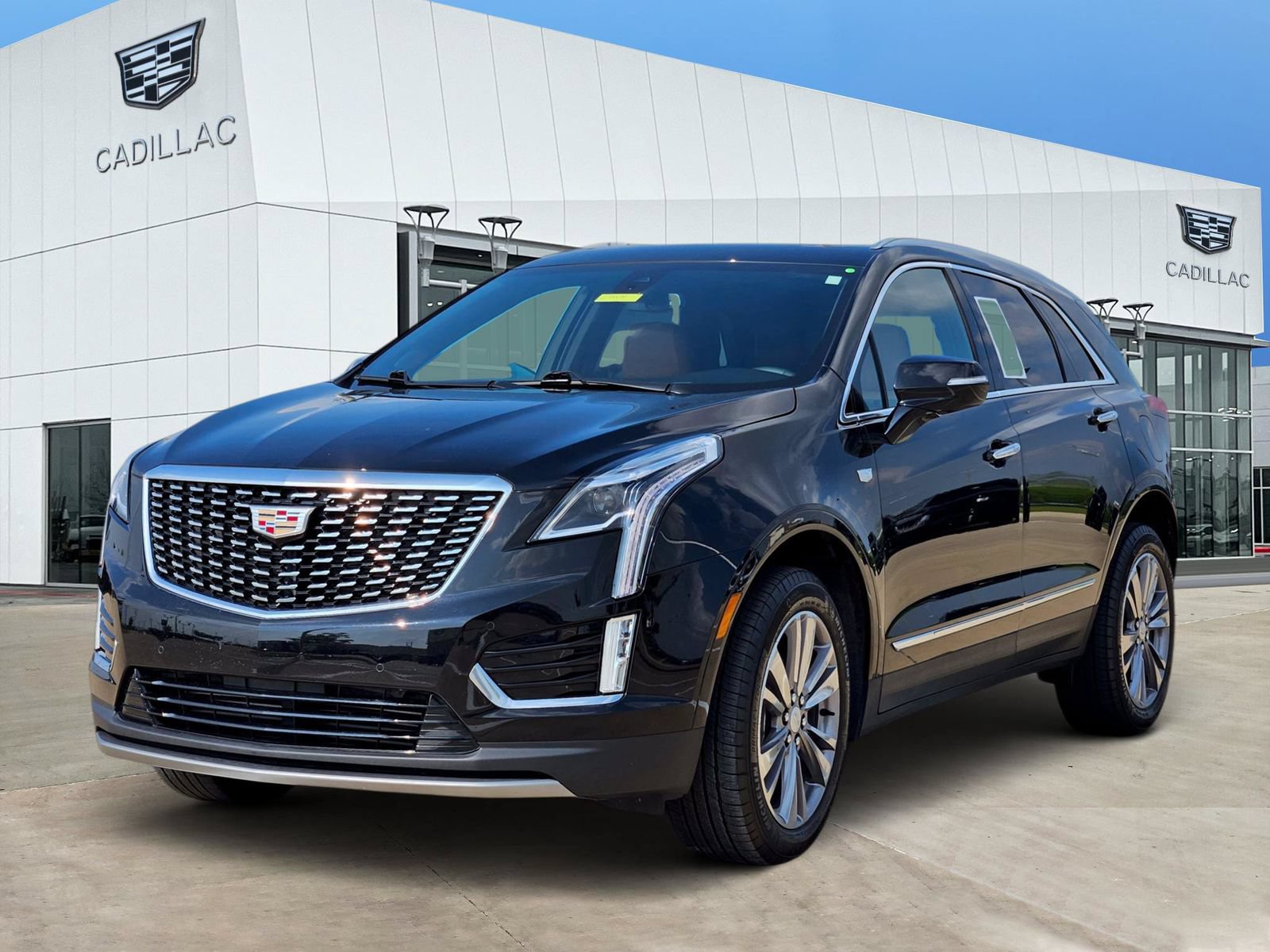 Certified 2025 Cadillac XT5 Premium Luxury FWD video 2