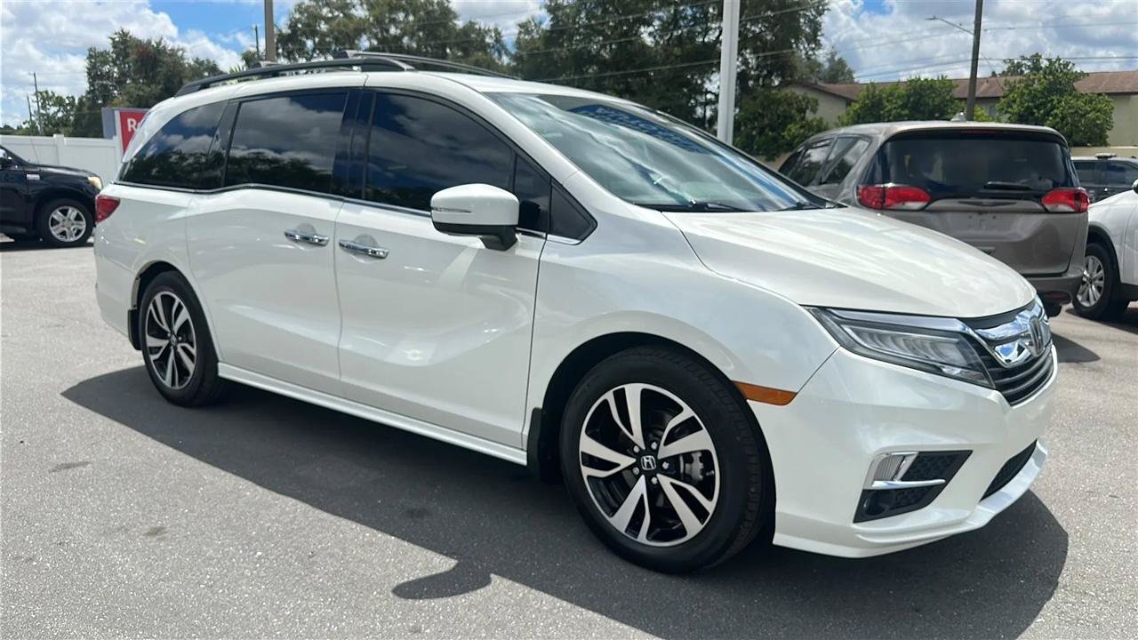 Used 2018 Honda Odyssey Elite image 6