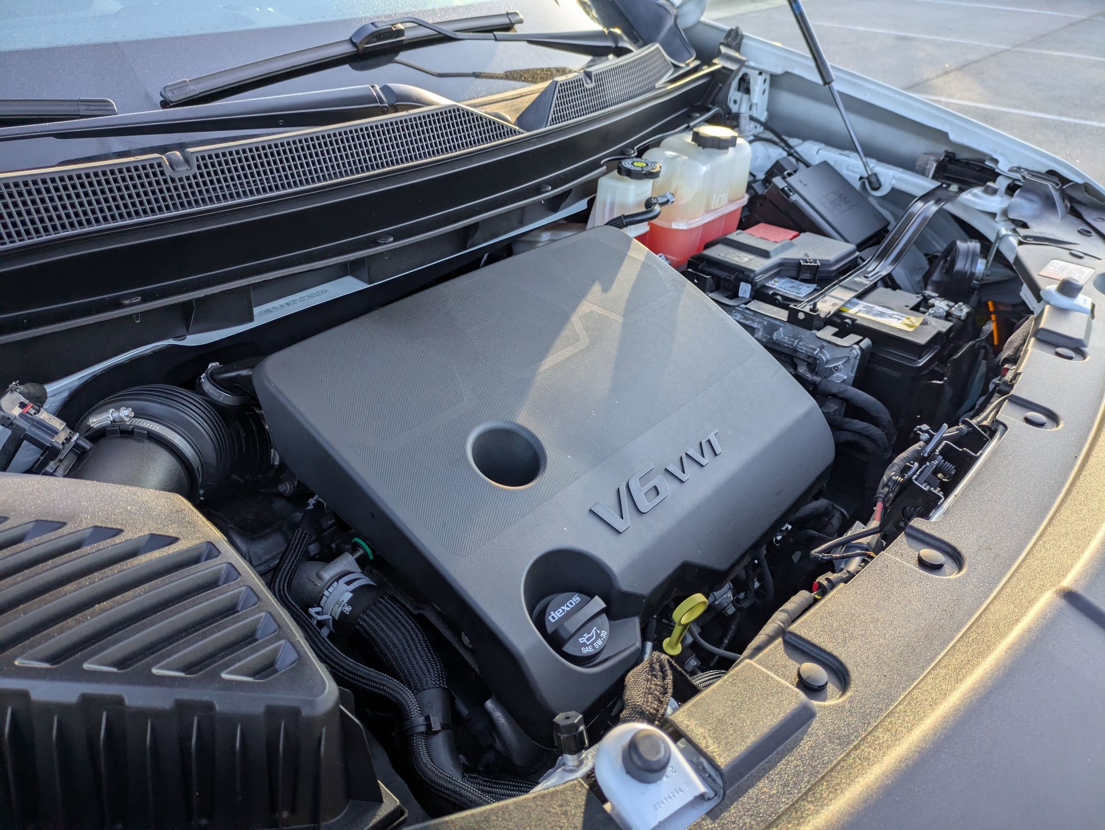 Used 2023 Chevrolet Traverse RS FWD image 42