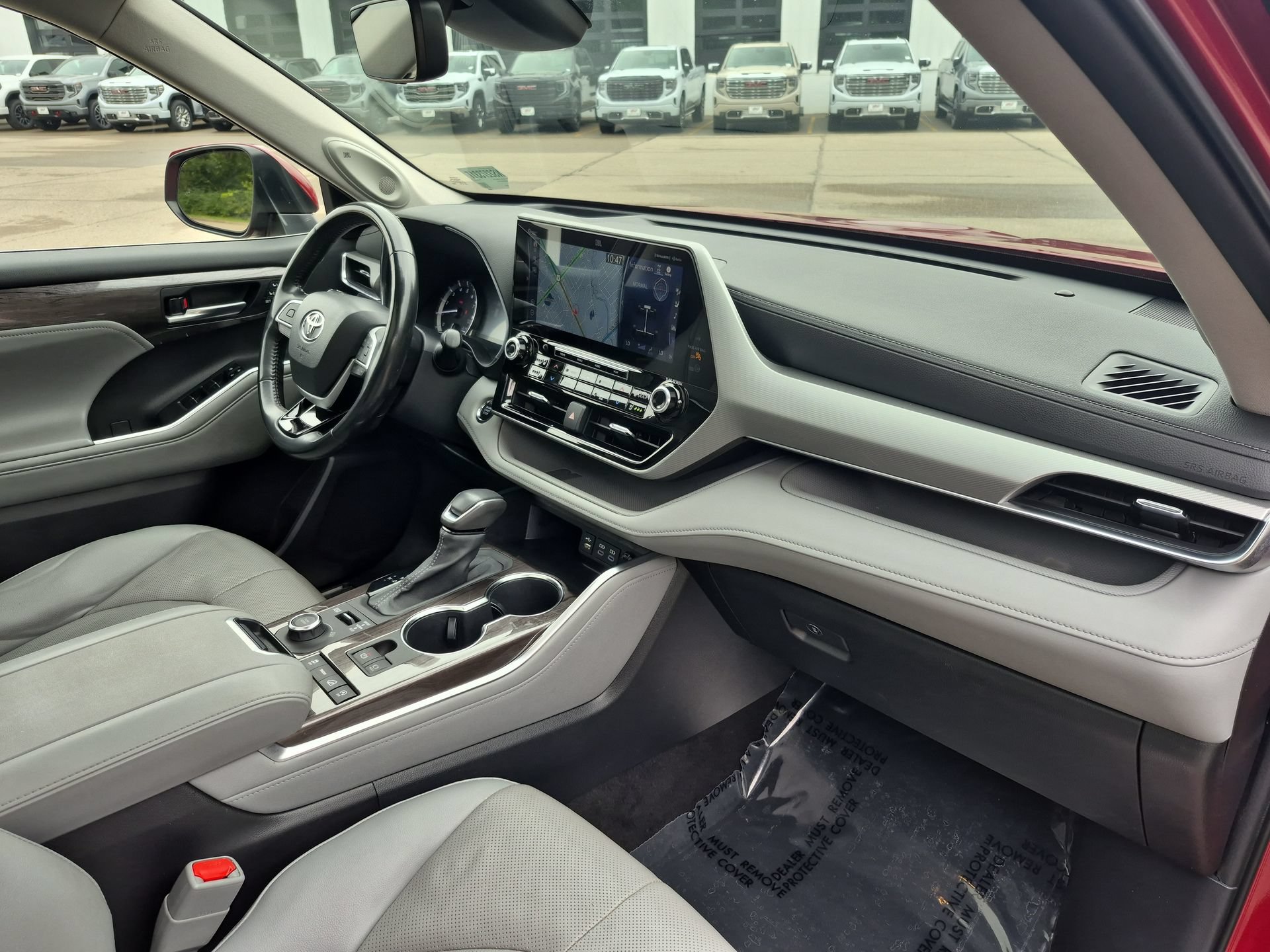 Used 2022 Toyota Highlander Platinum AWD/4WD image 30