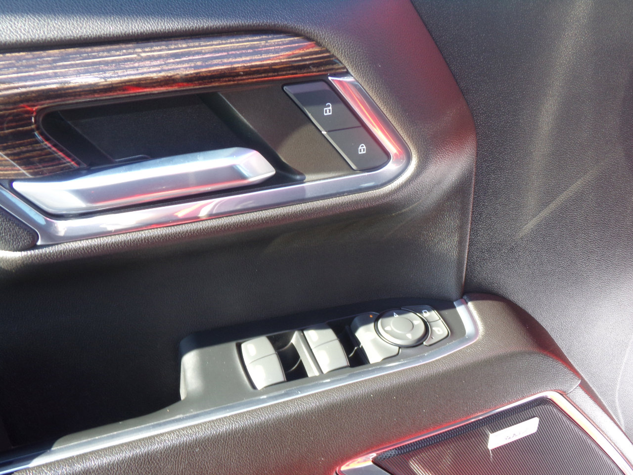 Used 2023 GMC Sierra 1500 Elevation w/ Preferred Package image 16