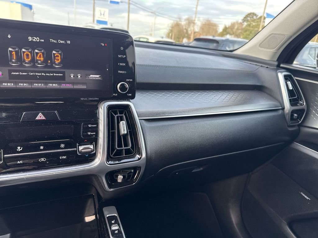 Used 2021 Kia Sorento SX image 13