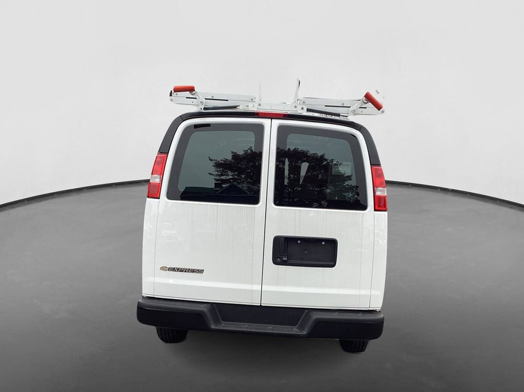 New 2025 Chevrolet Express 2500 image 6