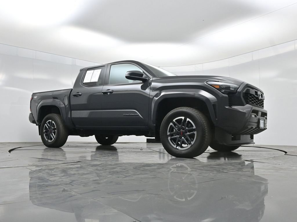 Used 2024 Toyota Tacoma TRD Sport w/ TRD Sport Upgrade Package image 46