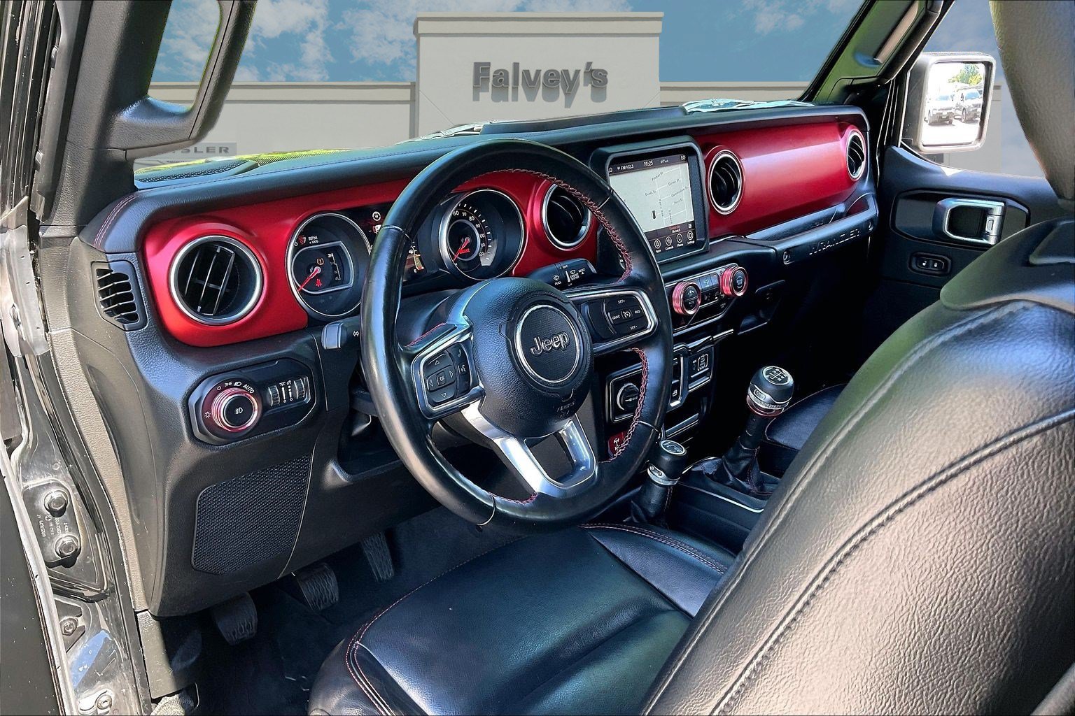 Used 2022 Jeep Wrangler Rubicon w/ LED Lighting Group AWD/4WD image 13