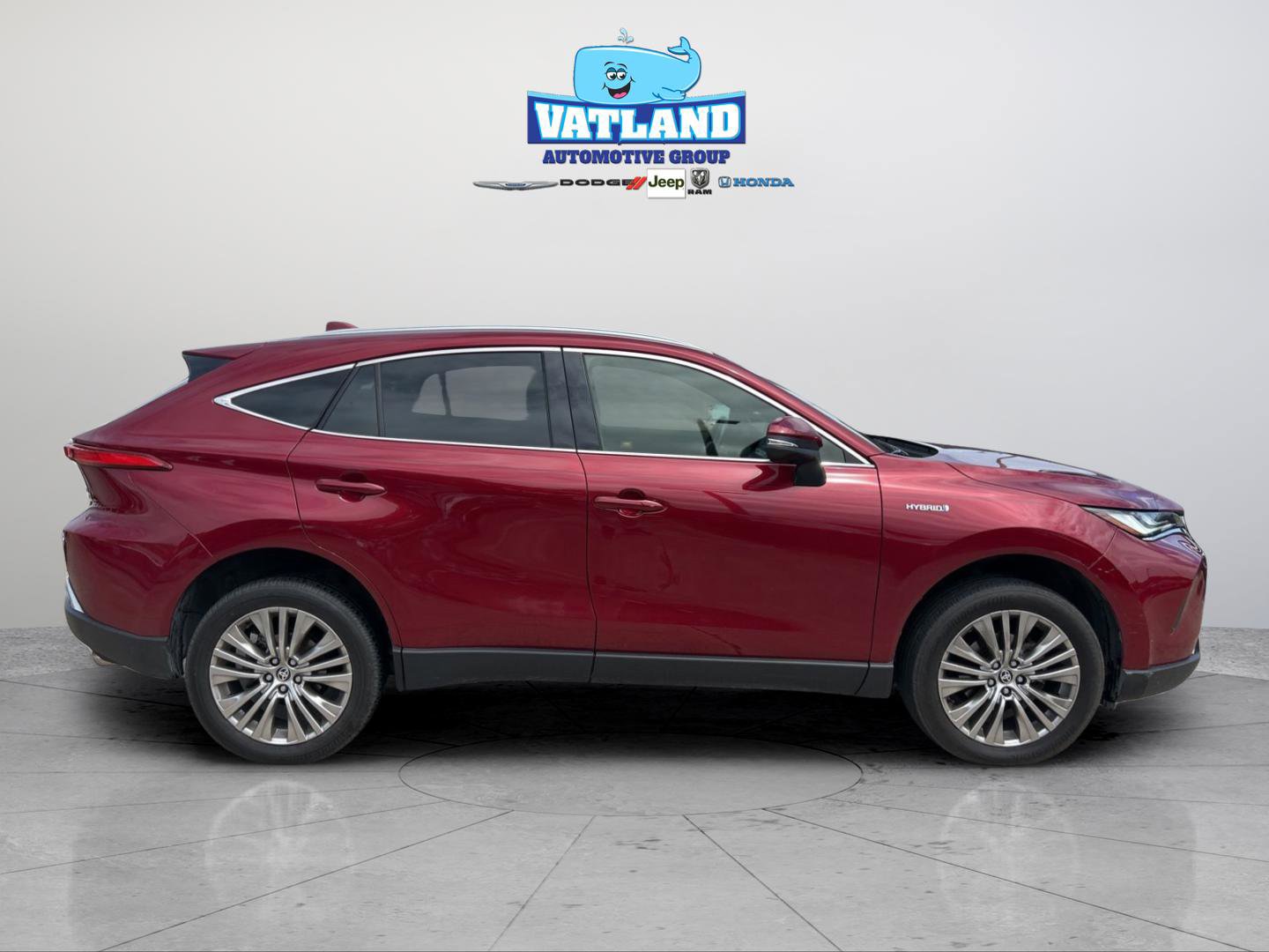 Used 2021 Toyota Venza XLE w/ Softex Package image 6