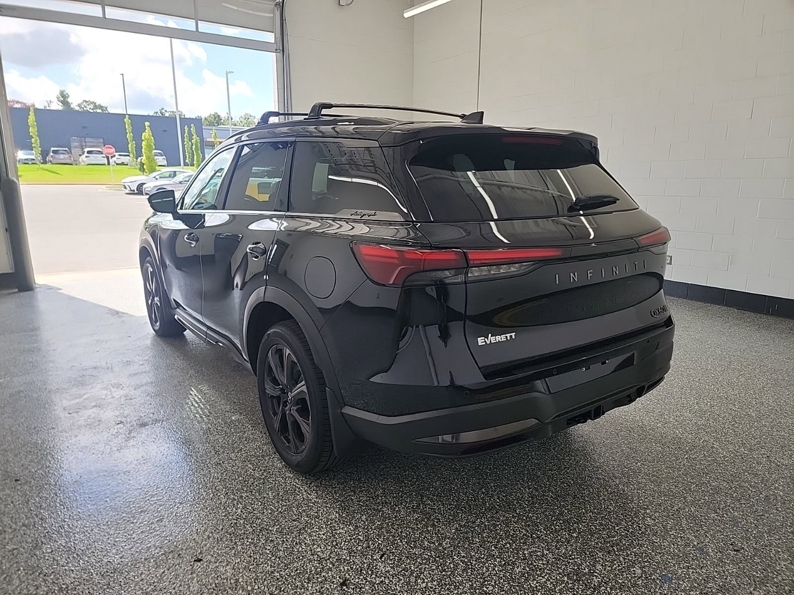 New 2026 INFINITI QX60 Autograph w/ Dark Cargo Package image 3